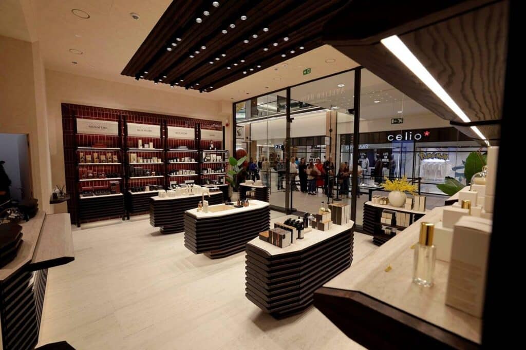 Atelier Rebul flagshipstore in Wijnegem Shopping Center, technieken door Jansen Energy Solutions